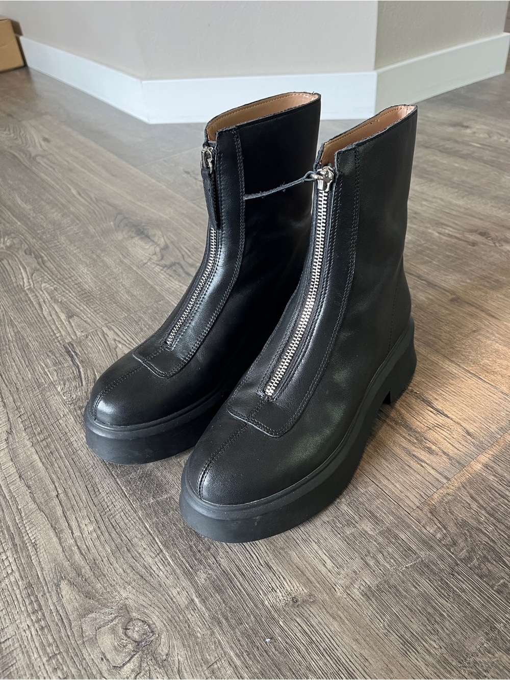 Steve Madden Jones Black Front-Zip Platform Combat Boots